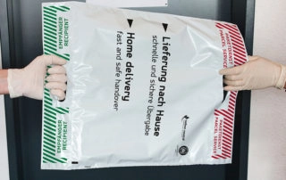 maximum social distancing