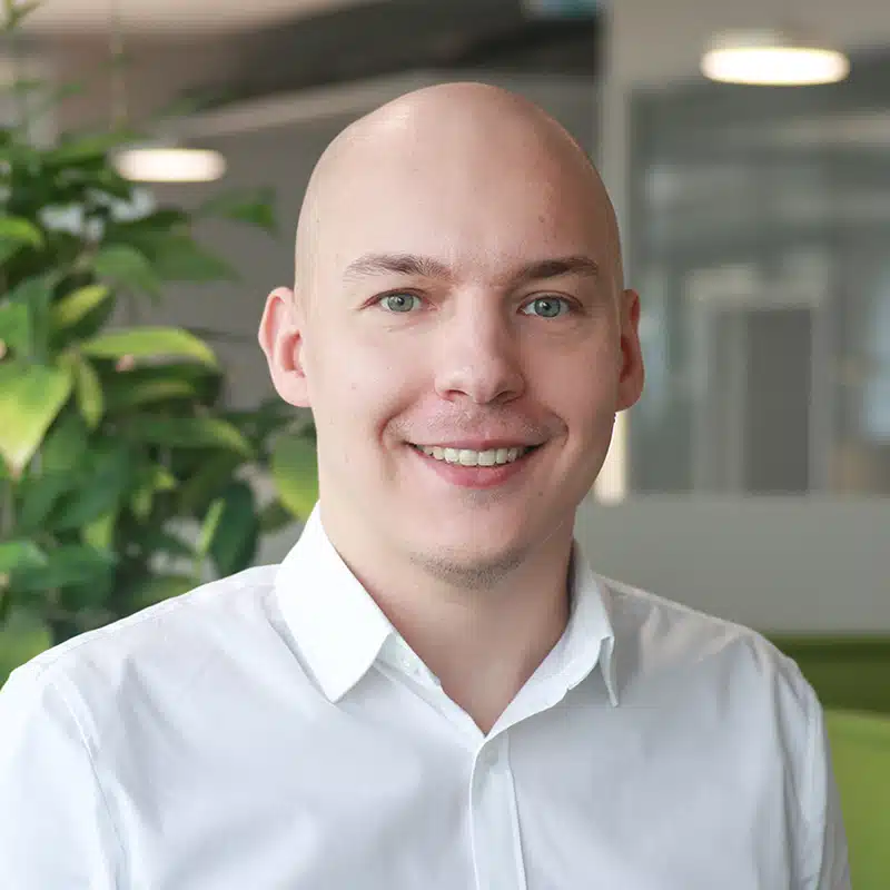 Foto_Robin_Fabry_Plant_Background Debatin Area Sales Manager Robin Fabry